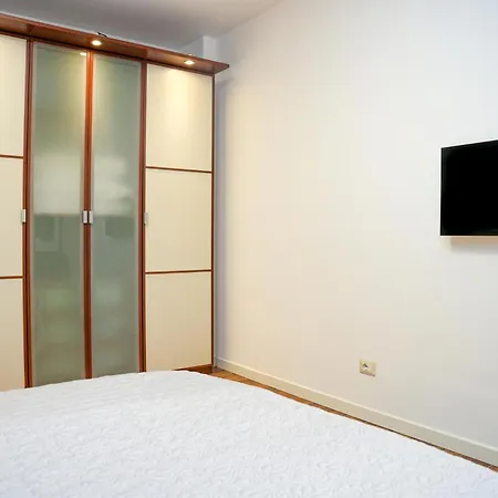 Anagnina Urban Stay Appartamento Luminoso con Balcone Metro A-2